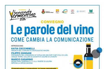 La locandina illustra il Convegno intitolato "Le parole del vino - Come cambia la comunicazione". Quando: Venerdì 19 giugno 2026, alle ore 17:00. Dove: nellA Sala Convegni "Vanda Bianchi" presso il Centro sociale di Castelnuovo Magra. In dettaglio, prevede l'introduzione di autorità locali e del settore vinicolo, seguita da interventi di giornalisti ed esperti su temi come il marketing digitale, la comunicazione ai giovani e il greenwashing. Al termine è previsto un banco d'assaggio di vini locali con un piccolo aperitivo. 


